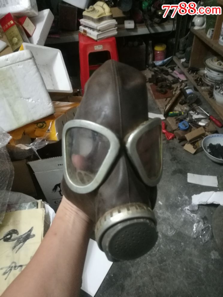 鬼子防毒面具