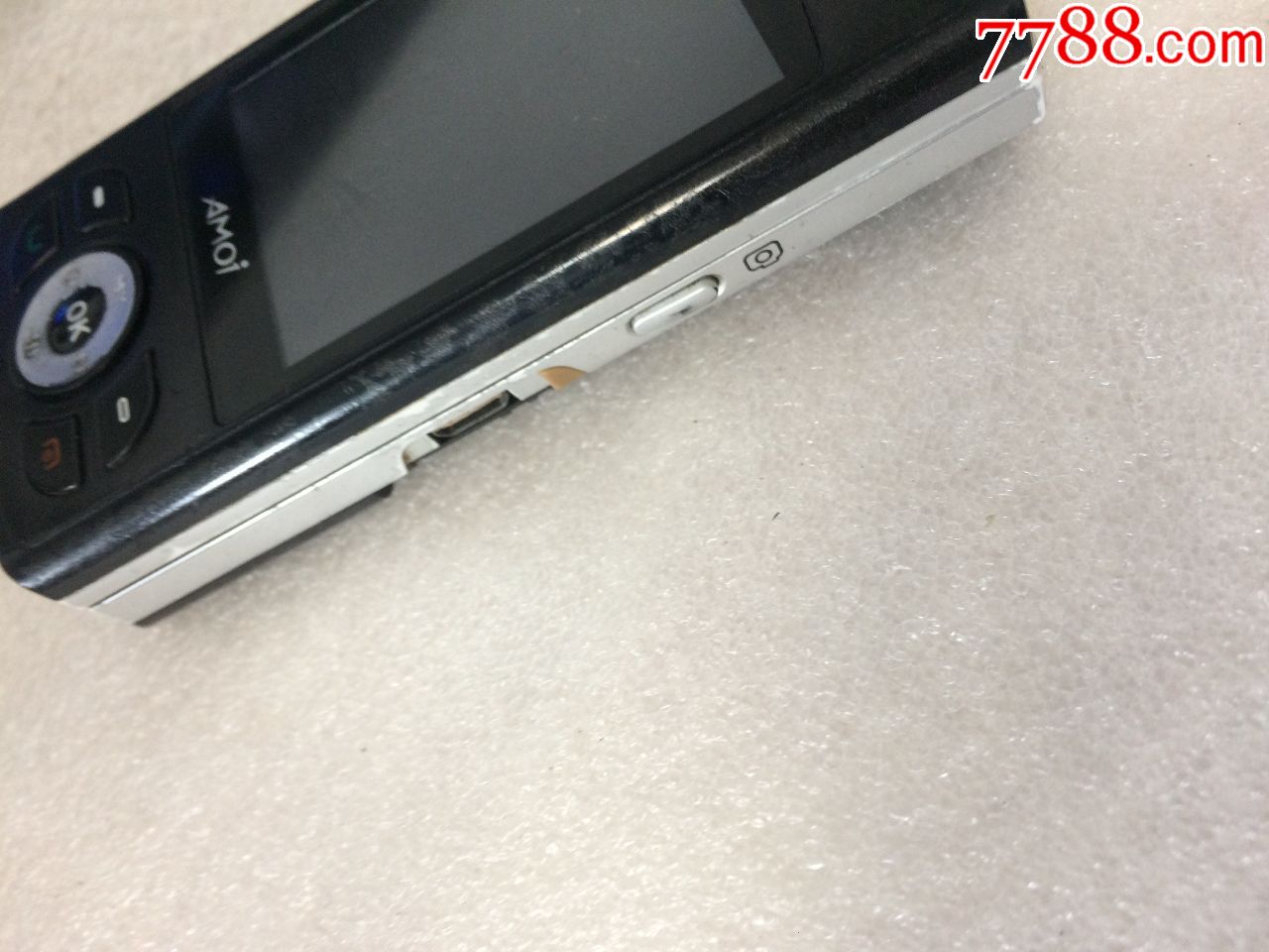 一台经典收藏夏新m690翻盖手机