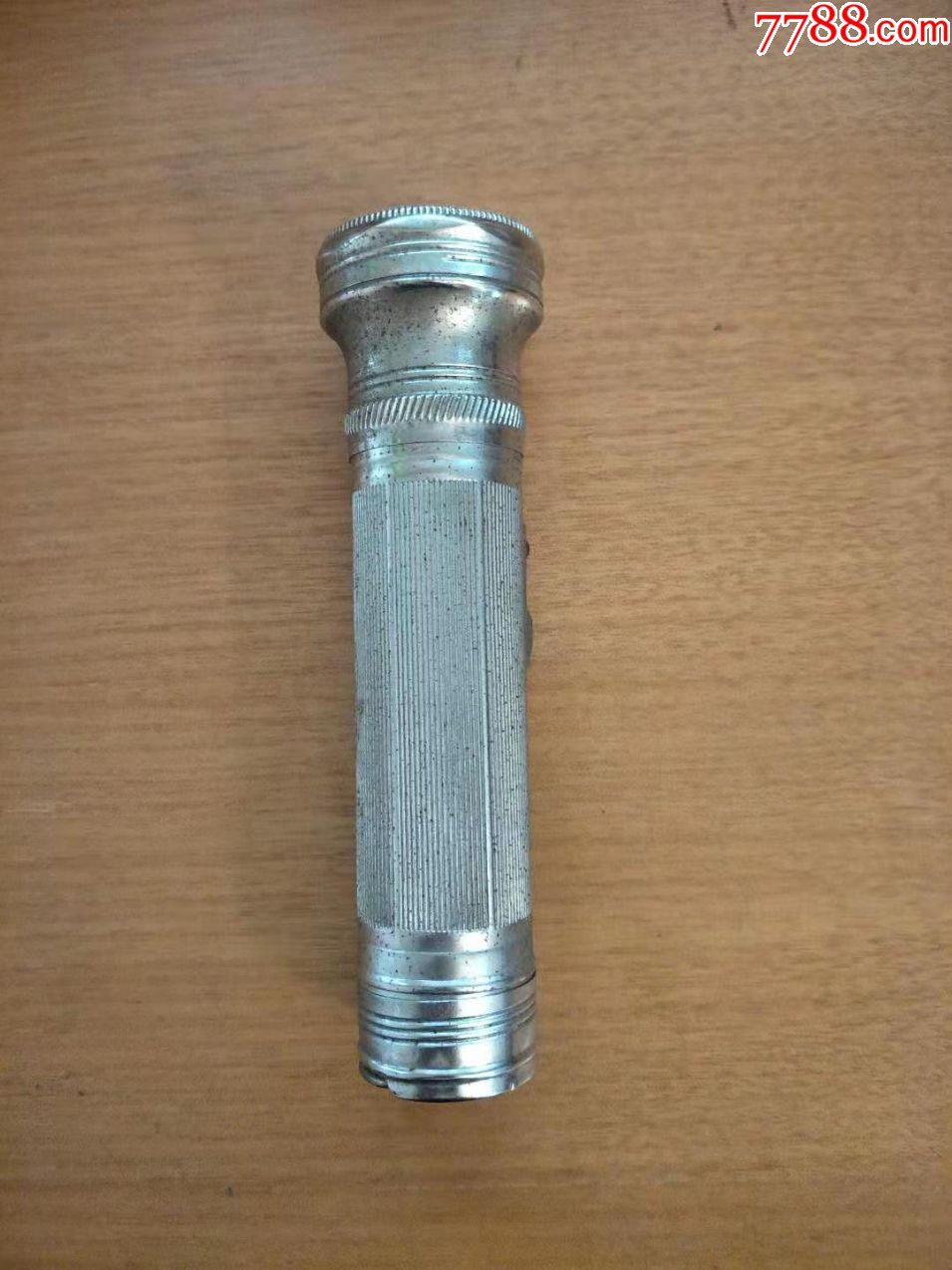 虎头牌老手电筒