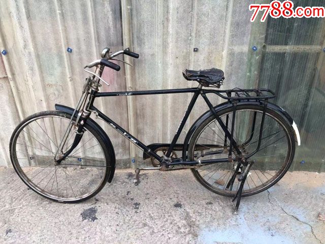 老自行车天津红旗牌自行车70年代物件民俗28自行车
