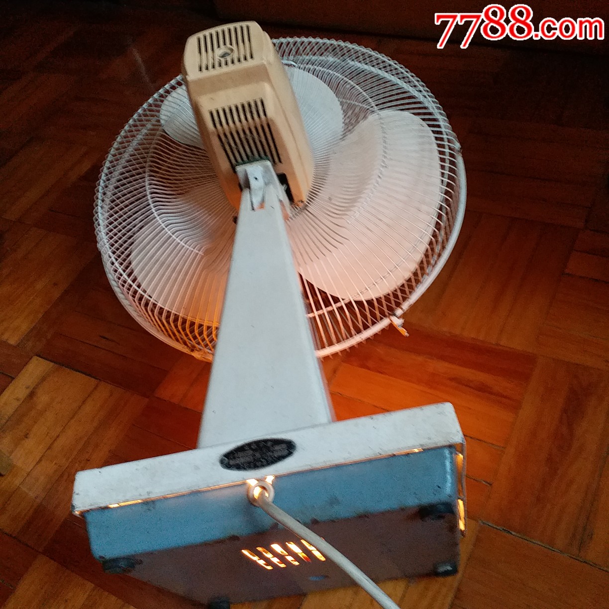 老上海华生电扇功能正常使用外观无磕碰,抬头把手有瑕疵看图_电风扇