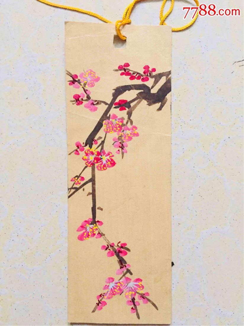 五十年代绢本手绘梅花书签