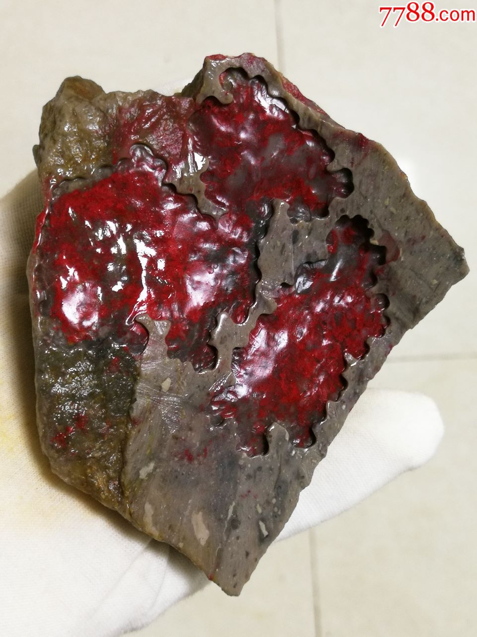 放漏!昌化大红鸡血石毛料310g(周末快乐)