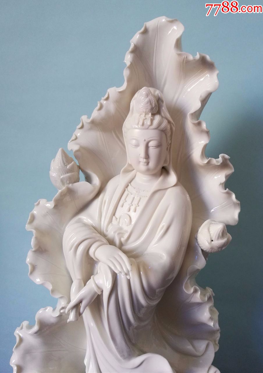 现代德化瓷塑莲叶观音,福建省陶瓷工艺大师作品