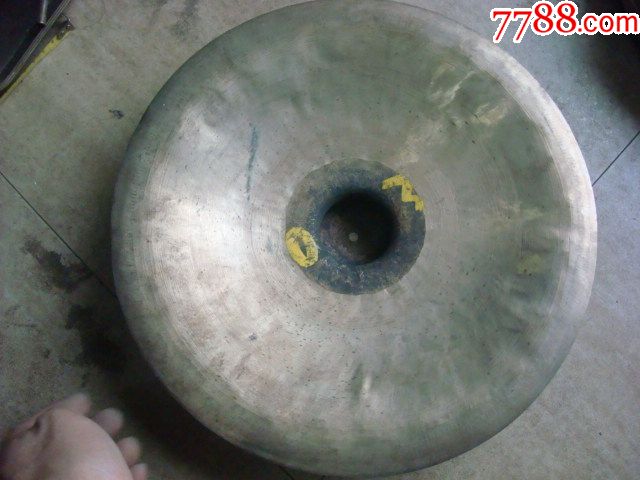 9斤斤的铜镲一片