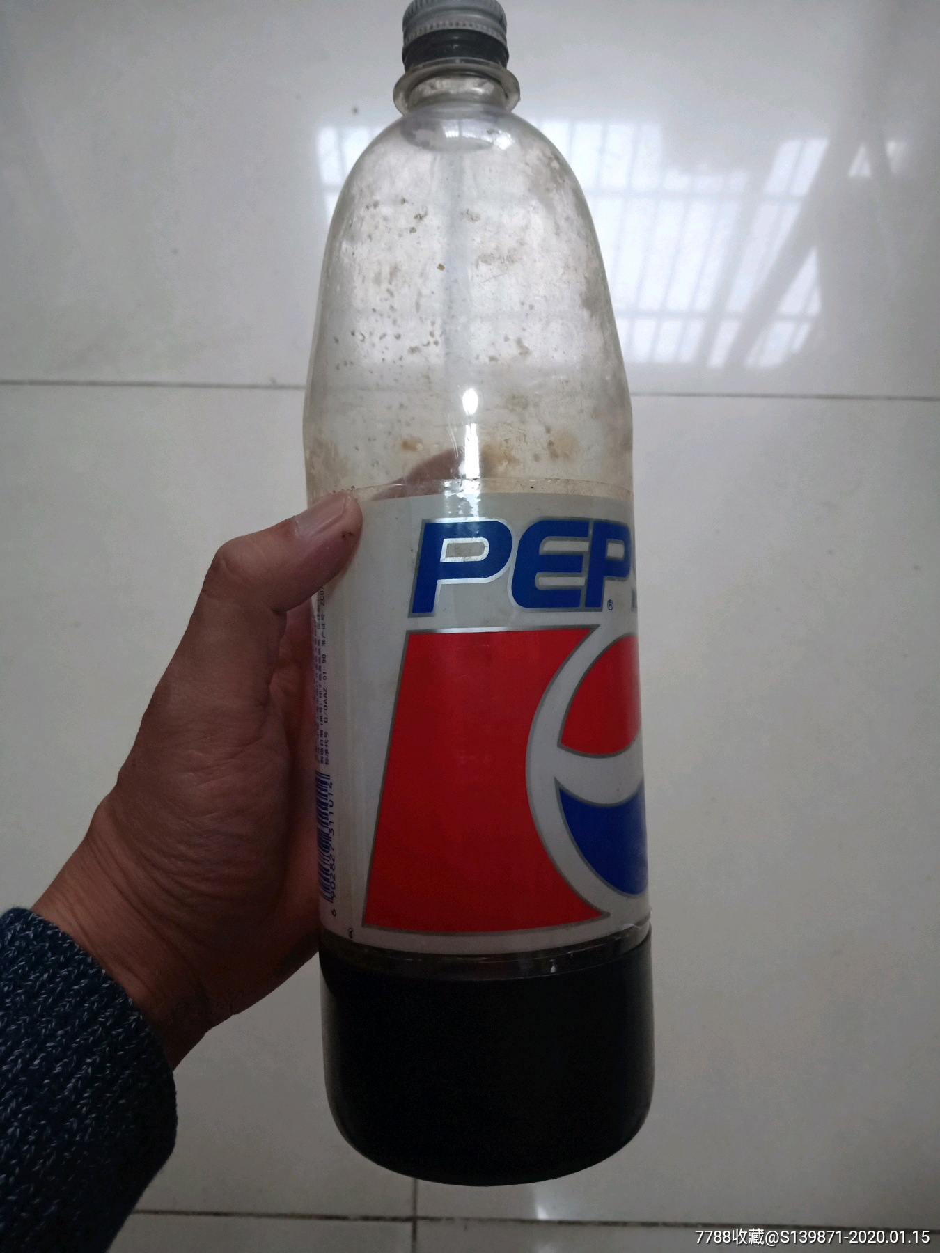 百事可乐饮料瓶一个