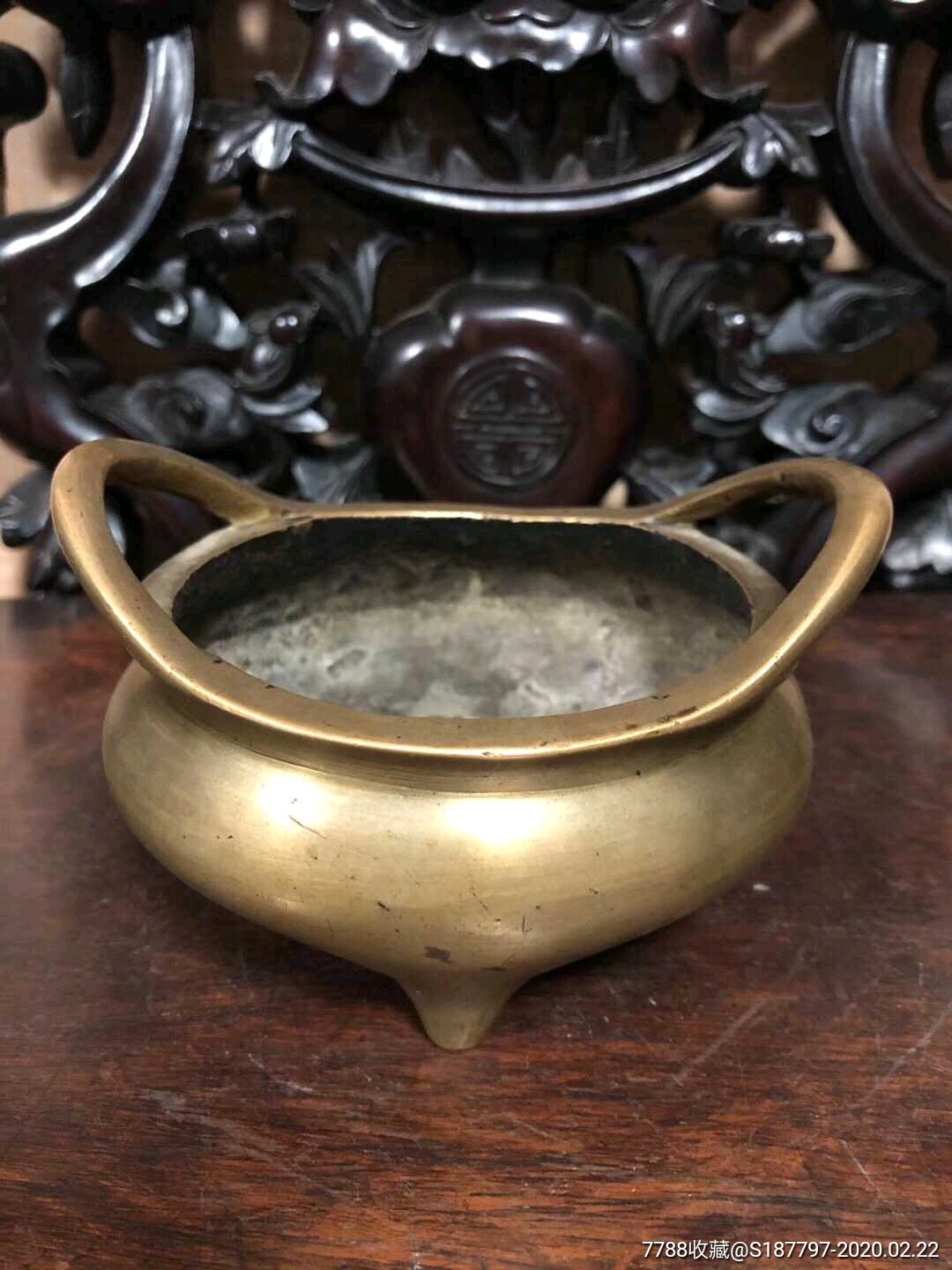 清代,宣德``款三足铜香炉