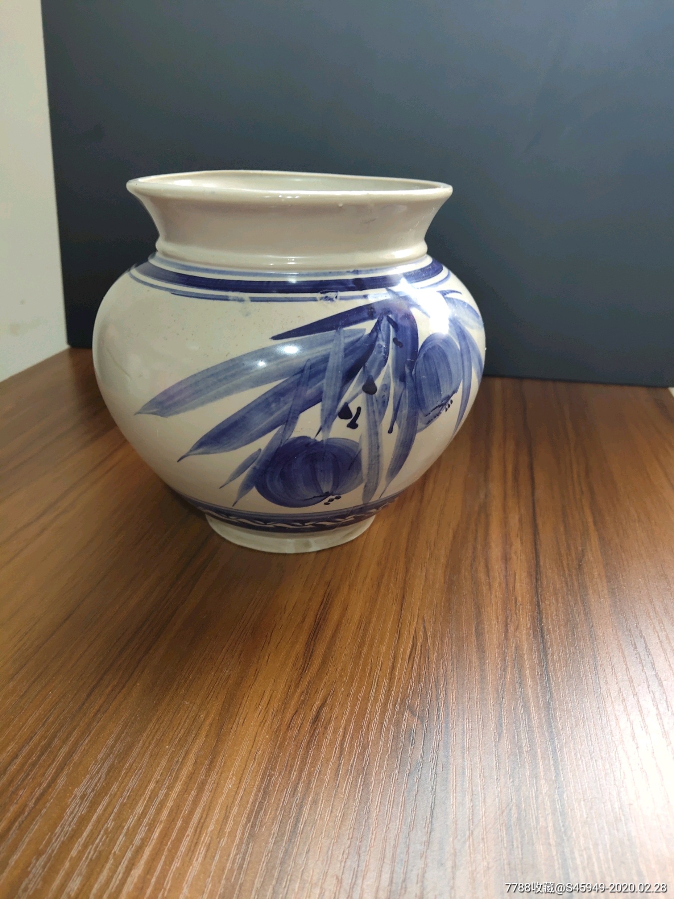 民国青花瓷瓶