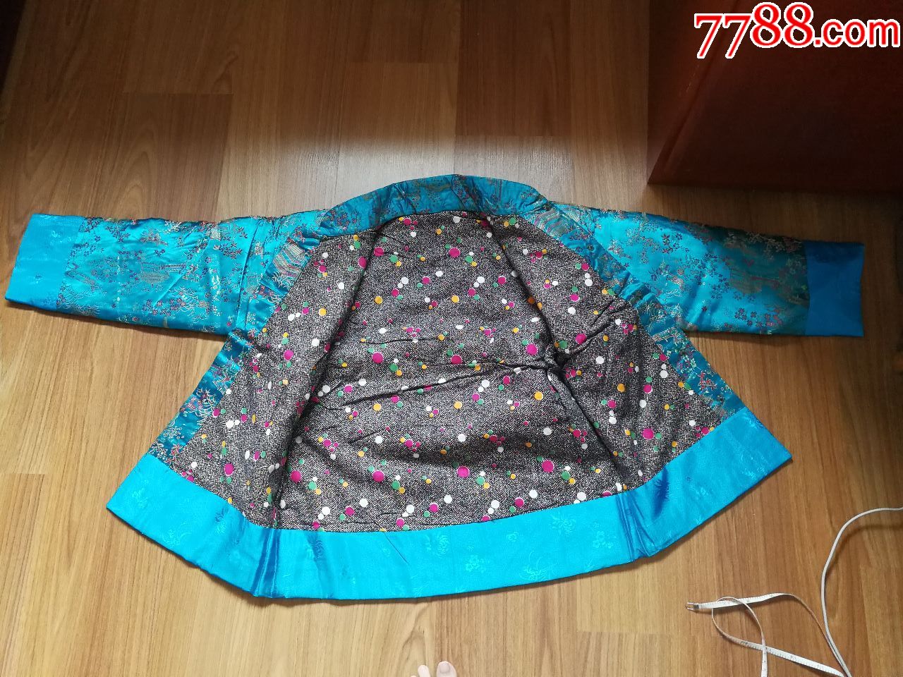 全新老式缎面棉袄