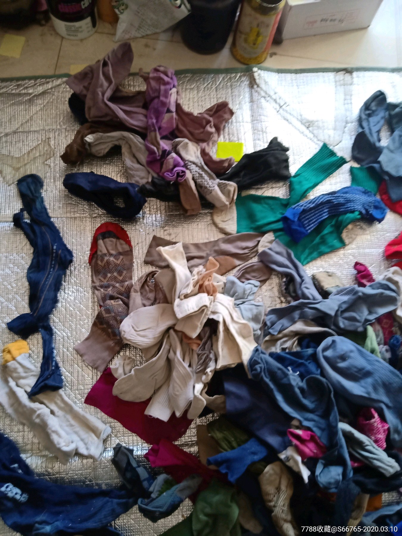 怀旧老袜一堆-袜子-7788收藏__收藏热线