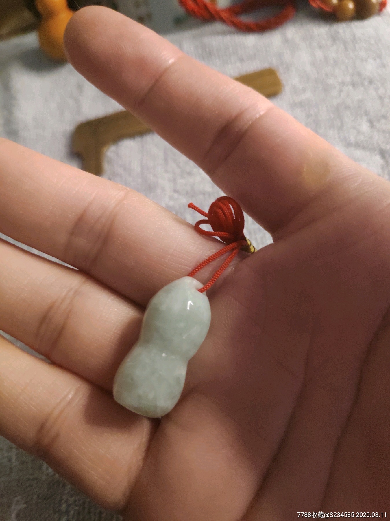 无托拍卖a货翡翠花生挂件