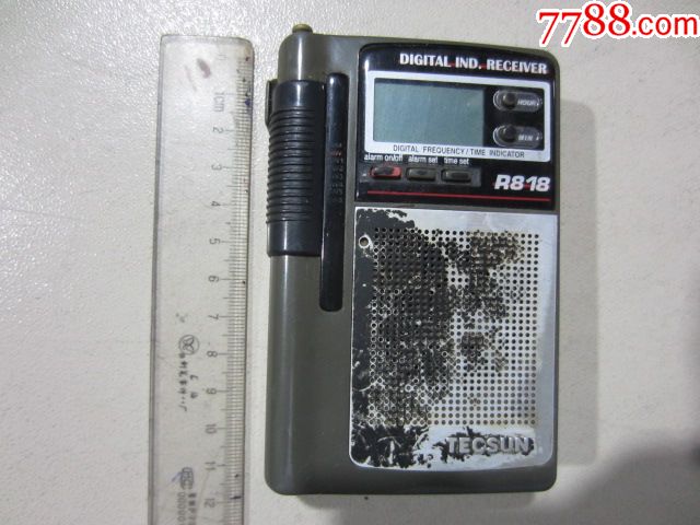 德生r818牌便携小收音机(配件机)