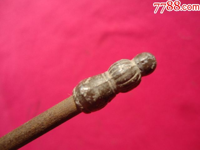 怀旧玩具猪八戒耙子