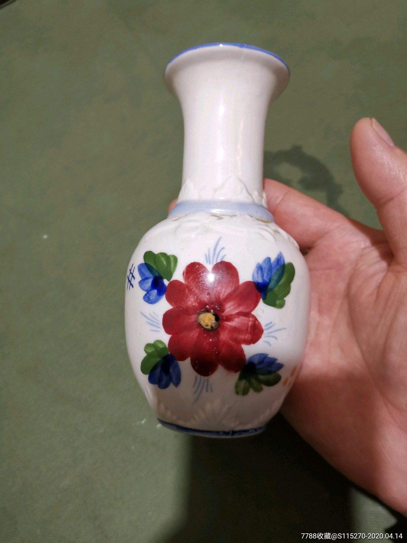 手绘漂亮小花瓶_彩绘瓷/彩瓷_一九堂【7788收藏__收藏