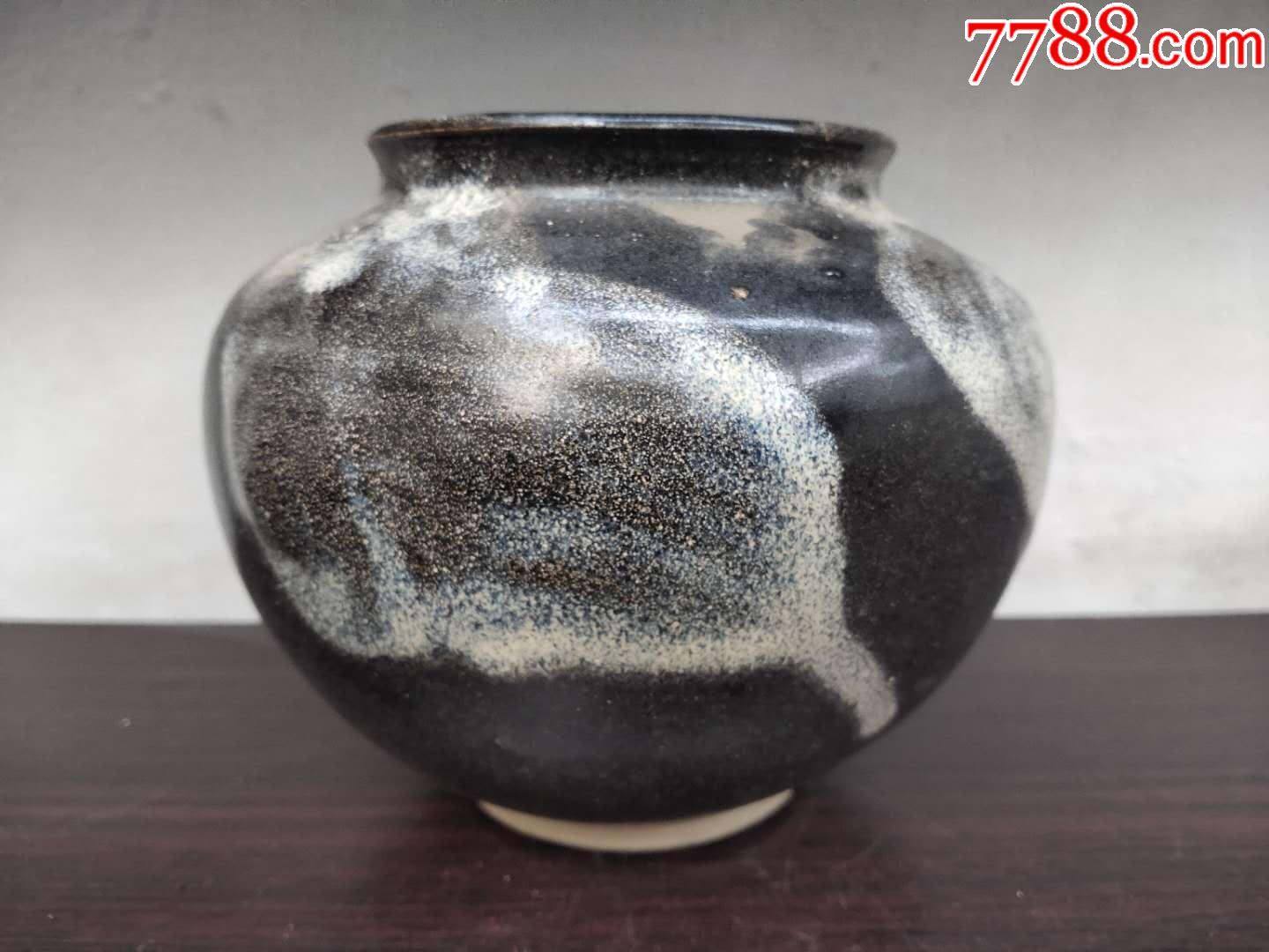 唐代鲁山窑花瓷罐(馆藏级)