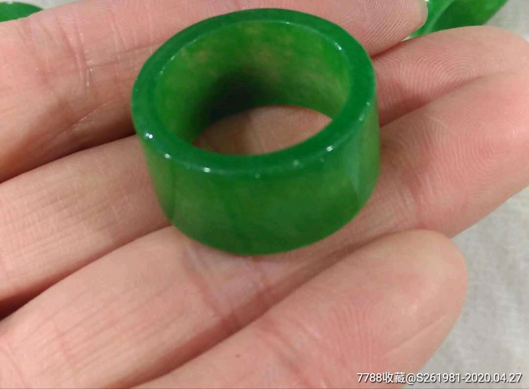 玉器干青戒指铁龙生指环满绿翠色翡翠光面扳指