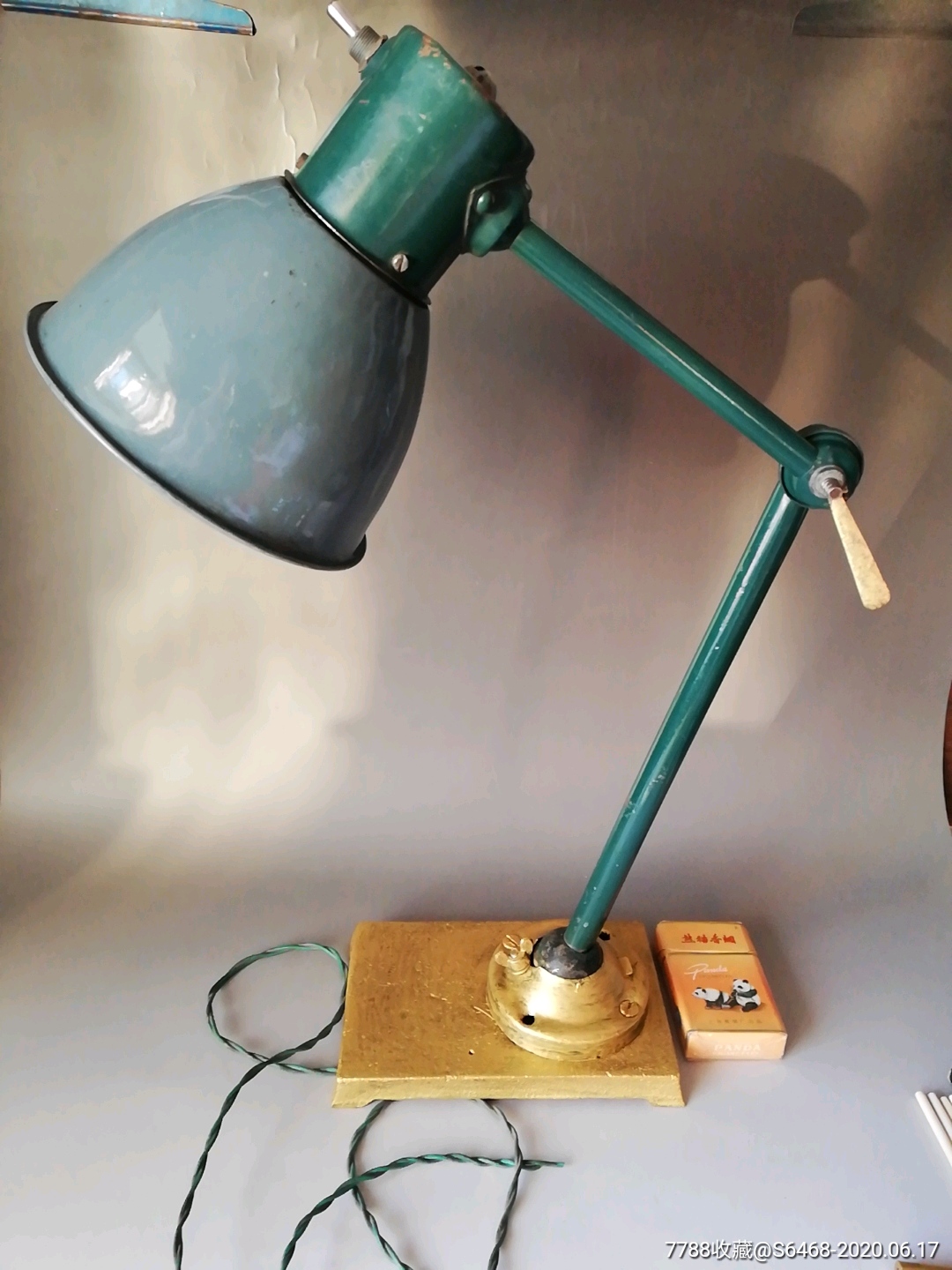 50年代,老台灯,万向转动调节.