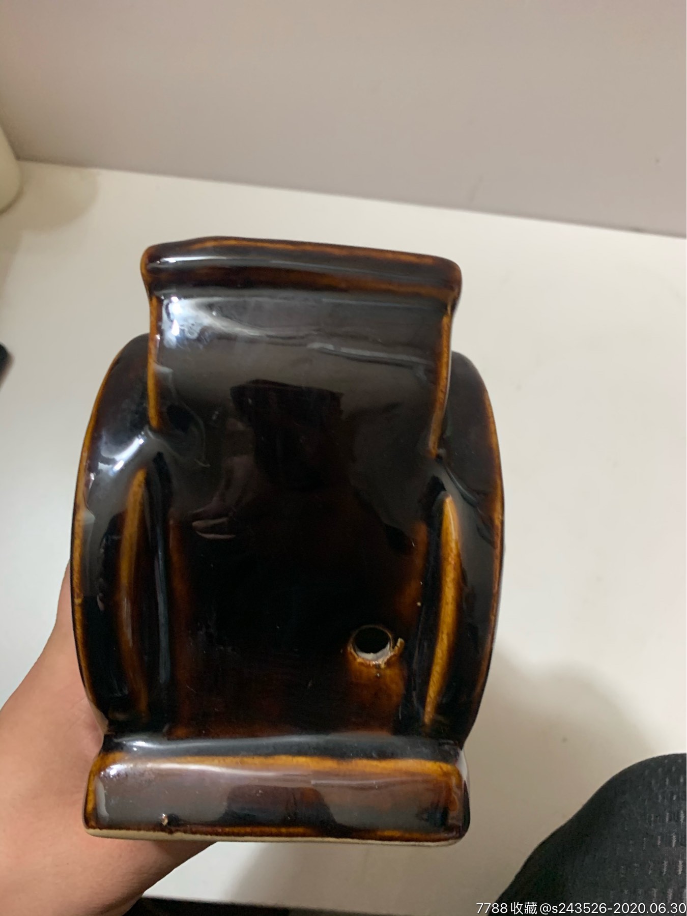 美瓷彩瓷马拉车摆件