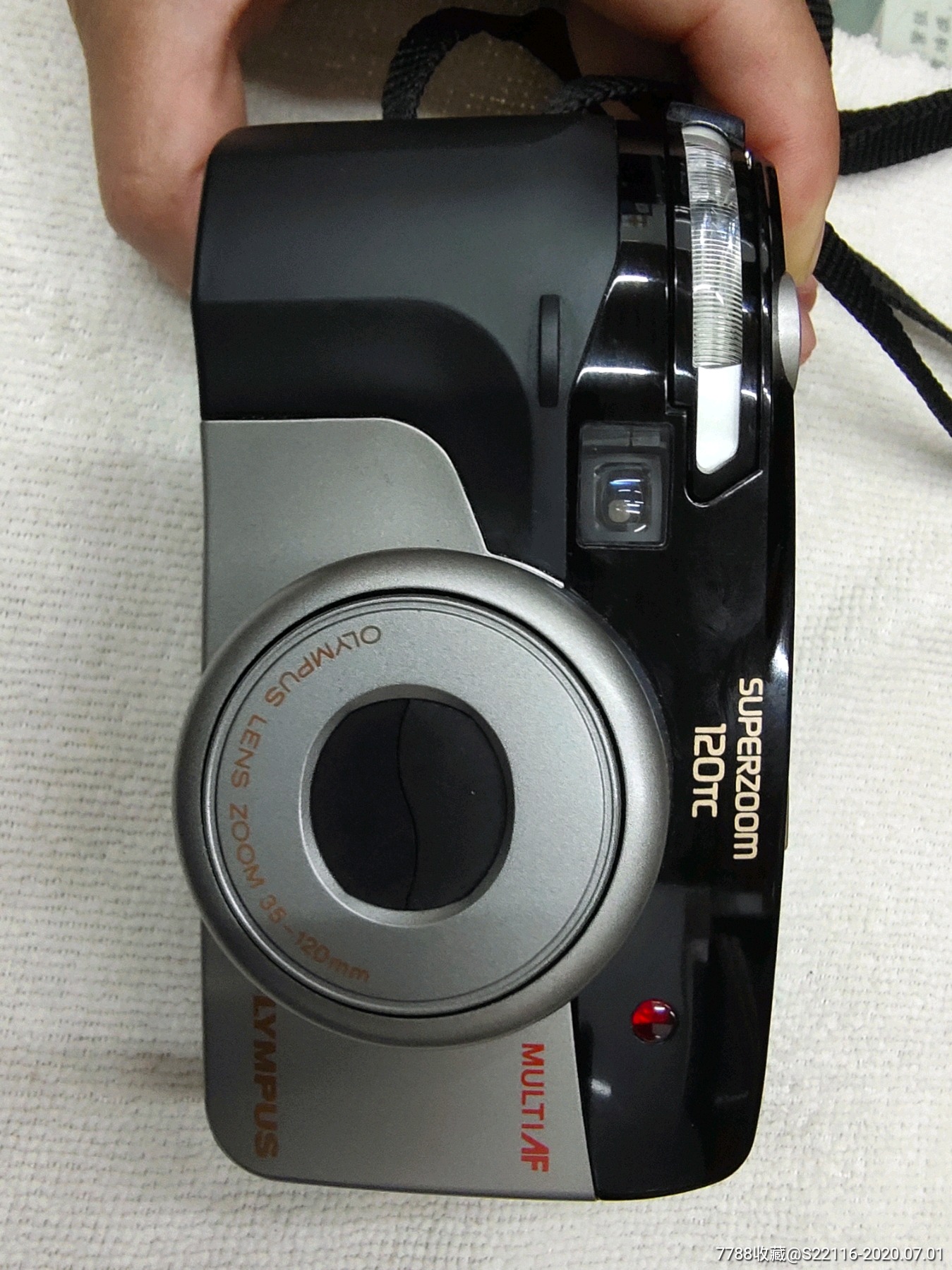 奥林巴斯相机,功能正常,闪光灯闪烁.