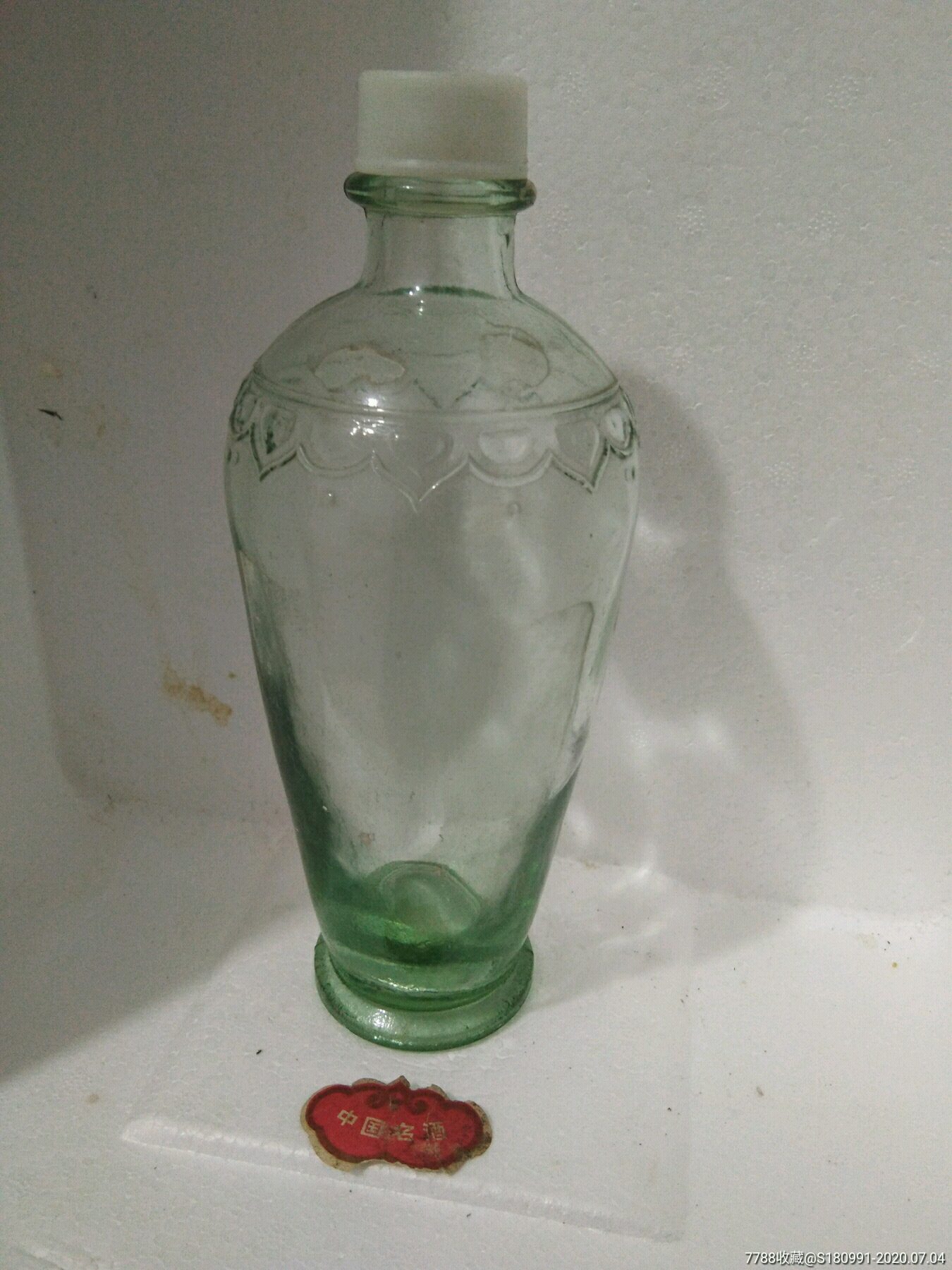 五粮液酒瓶,酒瓶,八十年代(20世纪),白酒瓶,玻璃,中国大陆_第1张