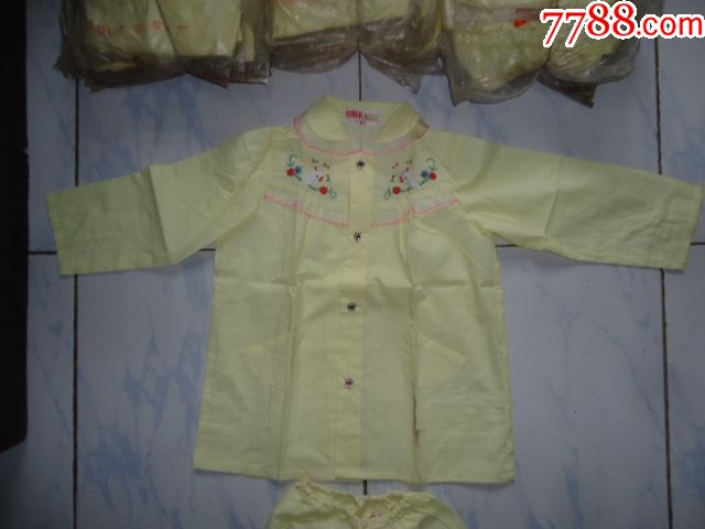 七八十年代怀旧儿童服装30套合售