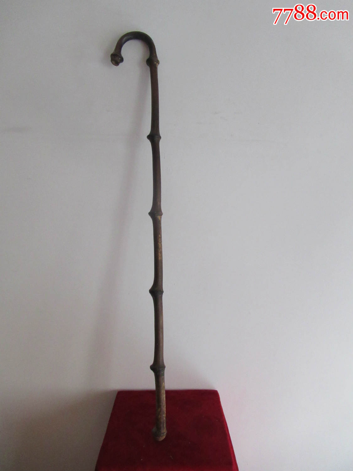 【其他收藏】过去的老竹节拐杖(以图为准)_价格20元_第1张