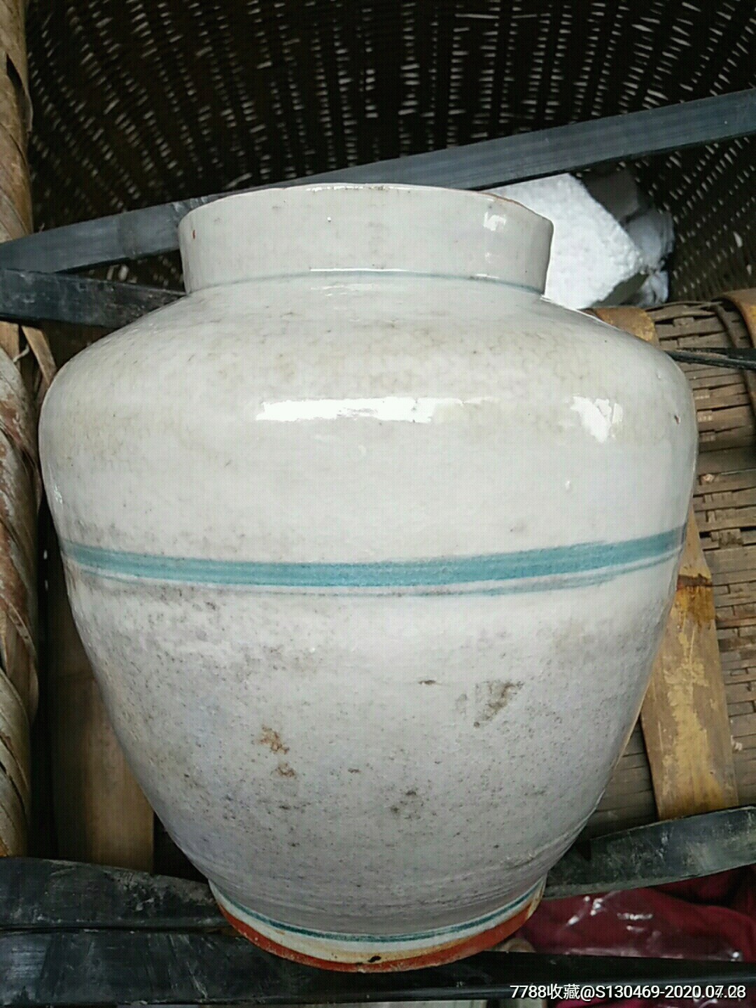 清代青釉罐