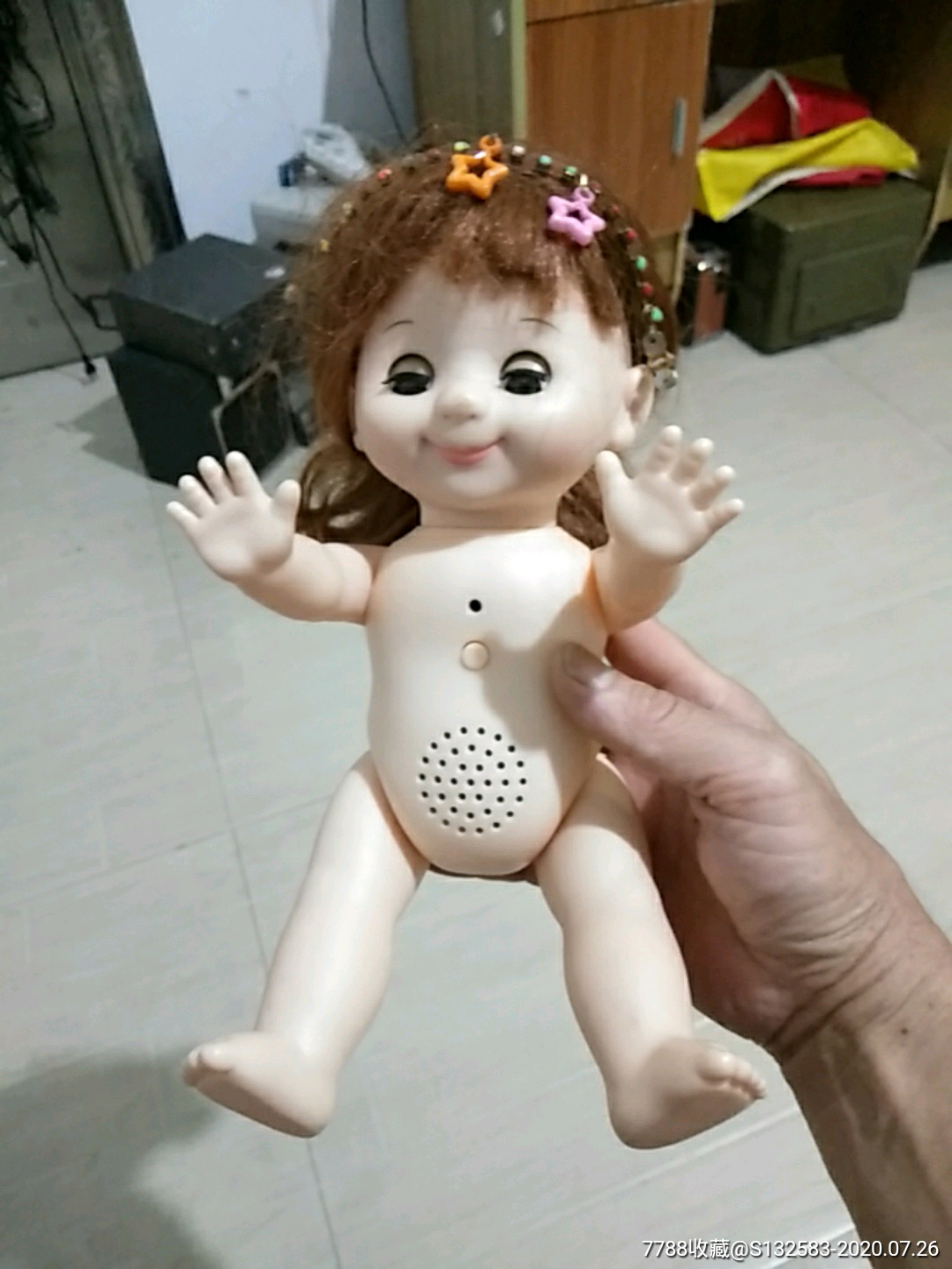 洋娃娃(高28厘米,眼睛可以上下动)