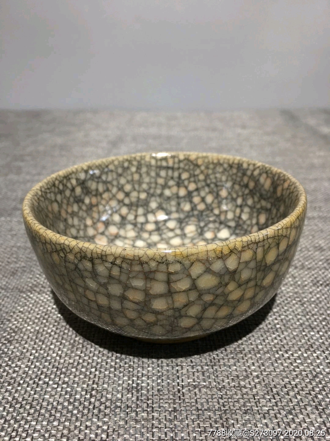 宋管窑冰裂纹釉碗
