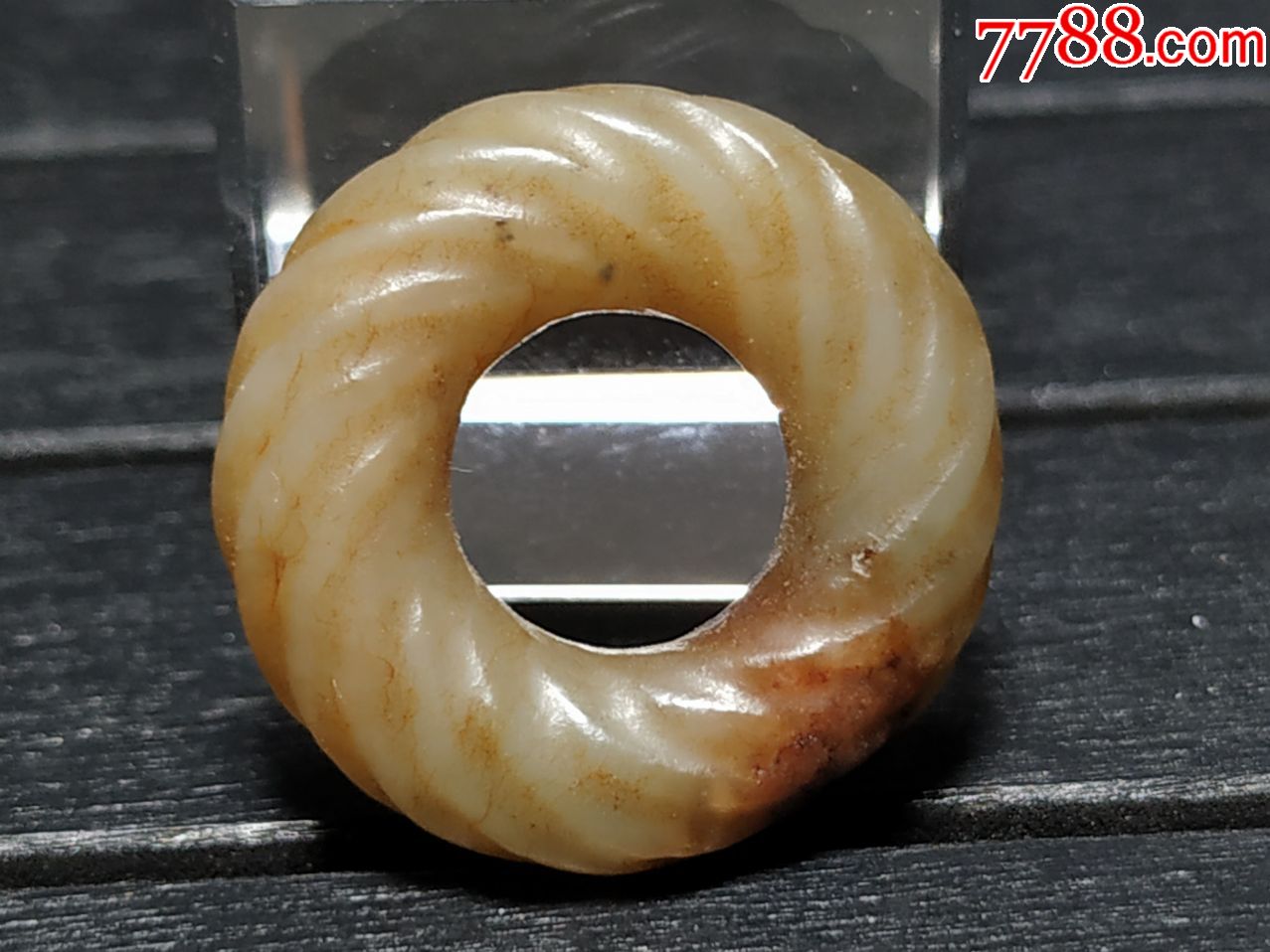 老和田白玉绳纹玉环