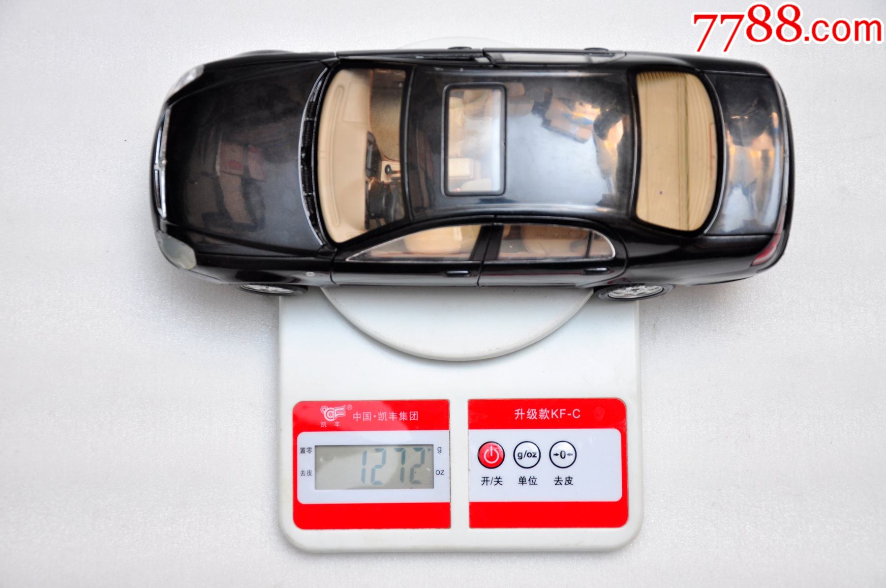 首页 拍卖 轿车/赛车模型 >> 中华尊驰1:18车模【沈阳华晨金杯汽车