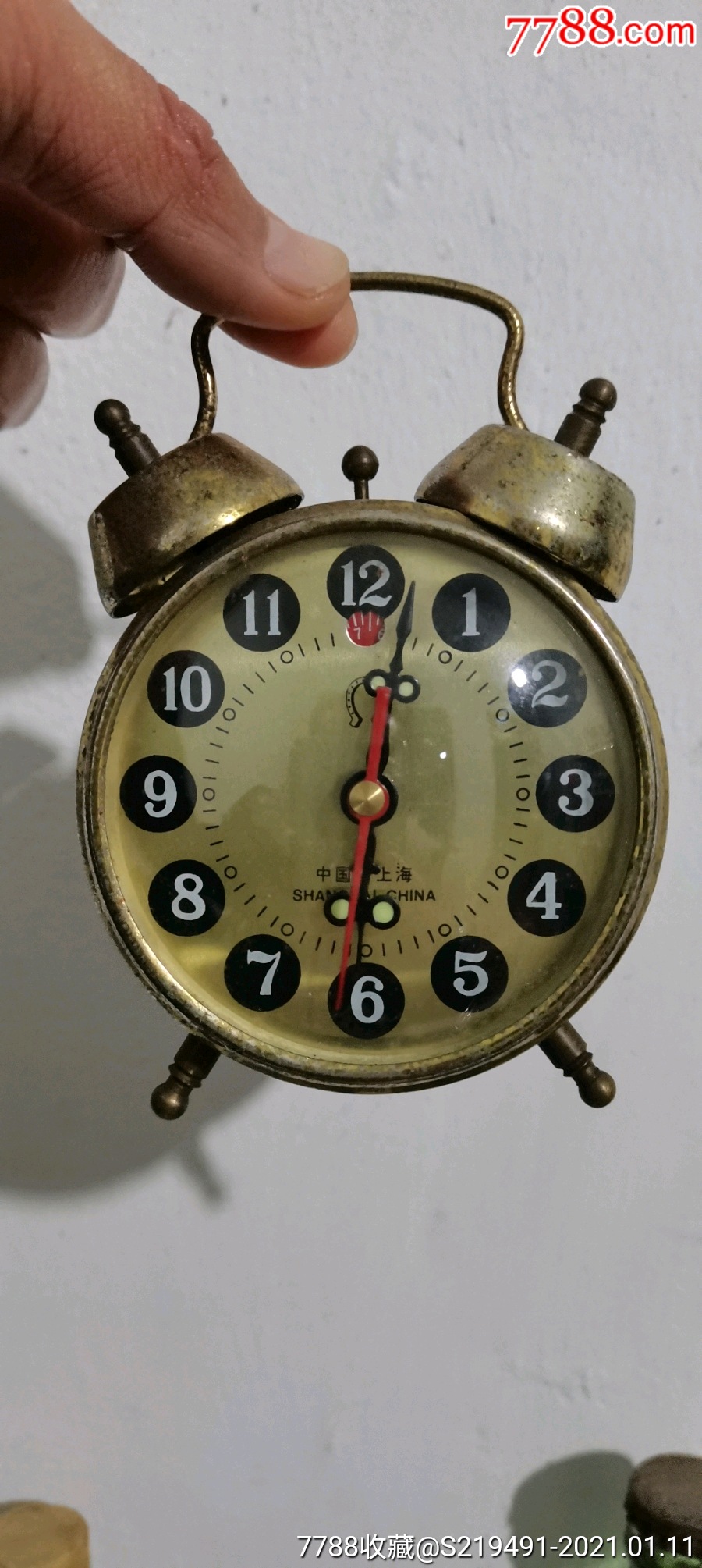 老款上海机械闹钟