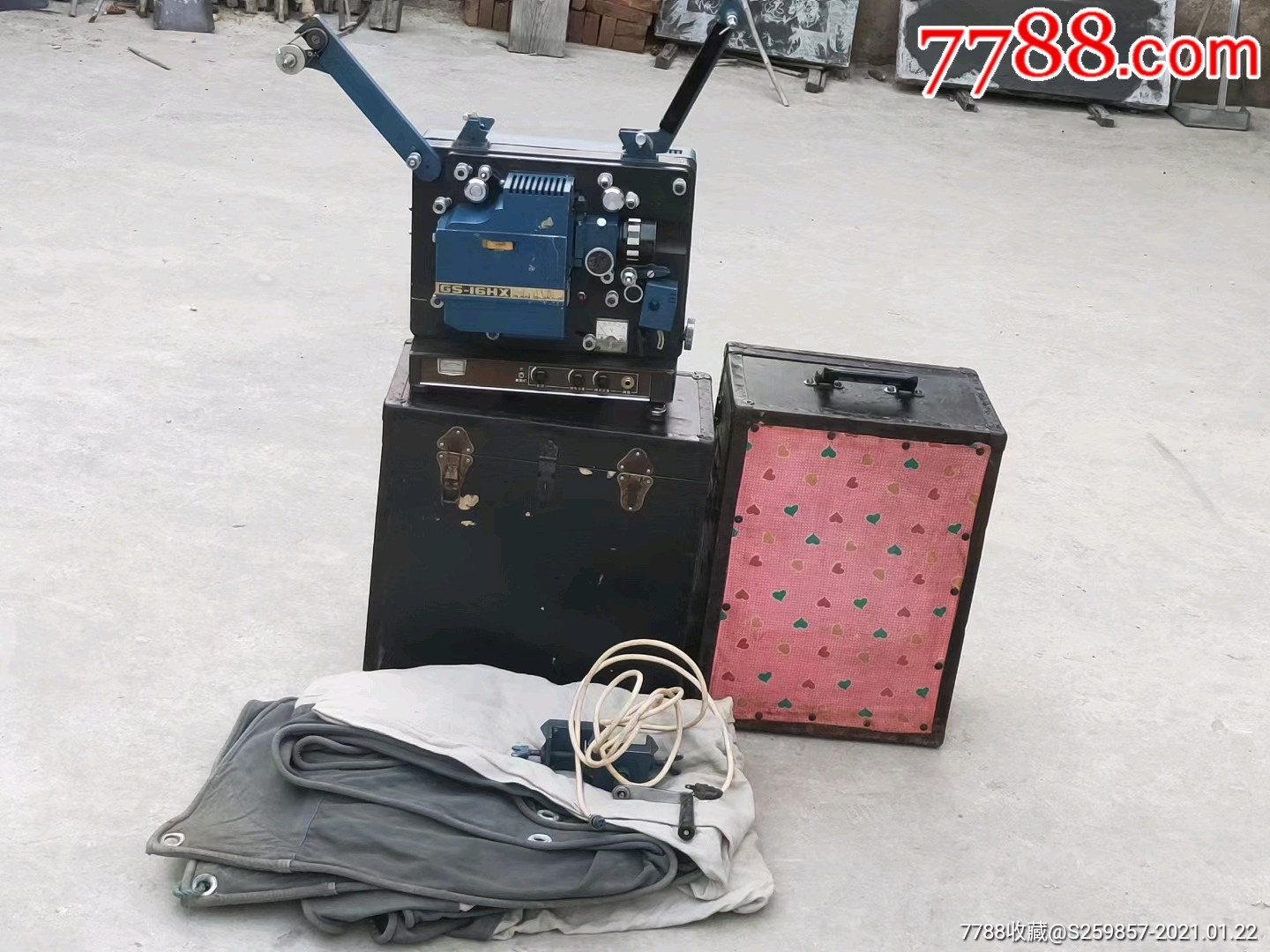 甘肃产甘光牌16毫米氙灯改钨灯一体电影放映机一套品相一流且图像清晰