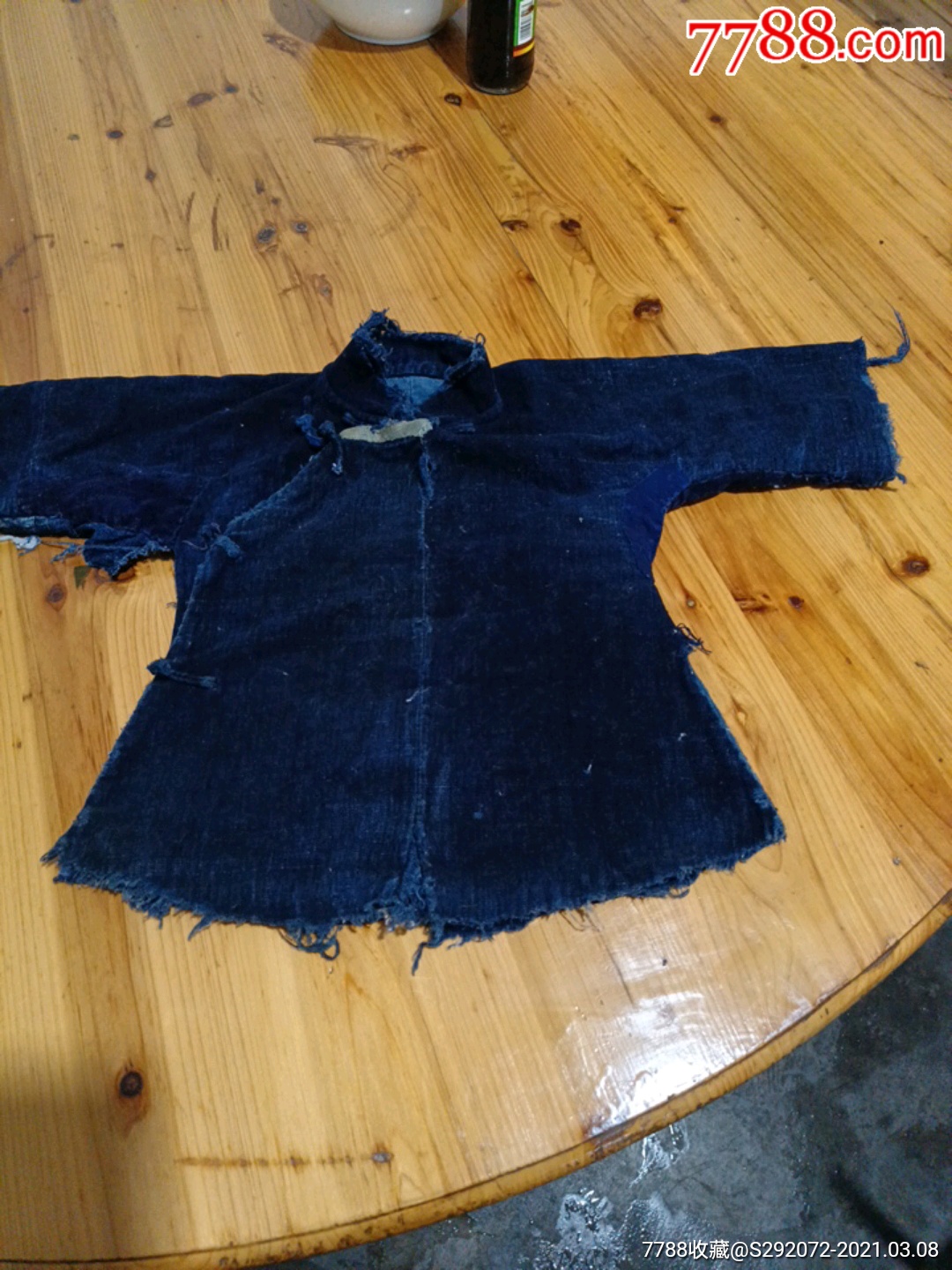 小孩子粗布衣