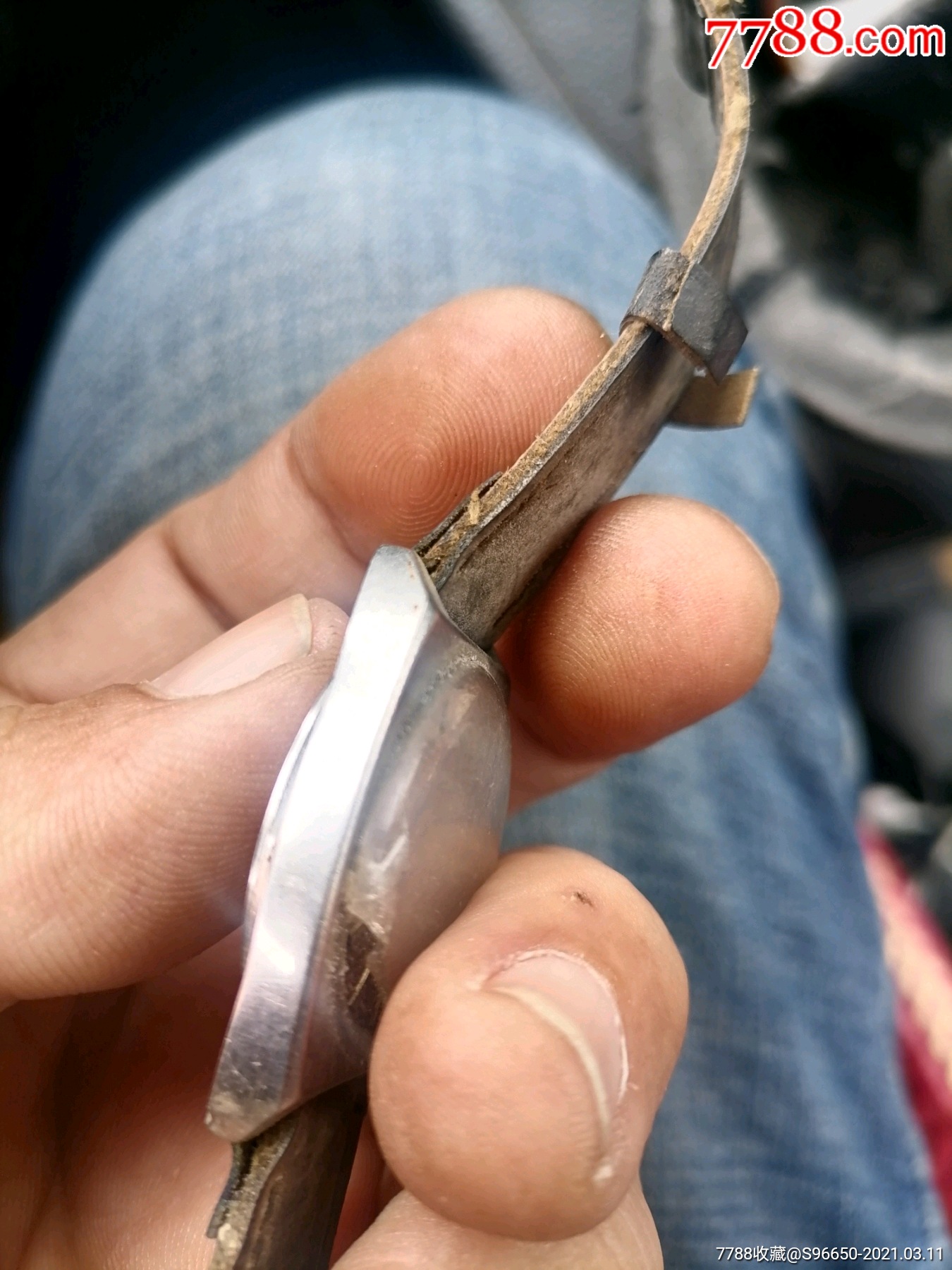 刚收的孔雀3113手表,表蒙子破损,晃动可走,实物拍摄,实物拍摄,售出不