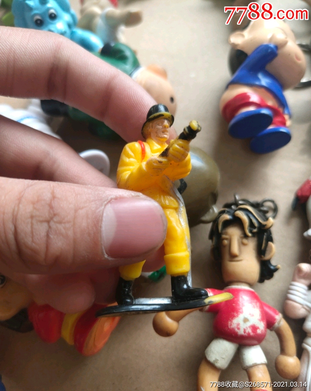 90年代食玩玩具-彩迪卷恐龙-小浣熊干脆面星期系列亚欧七日游游踪贴纸