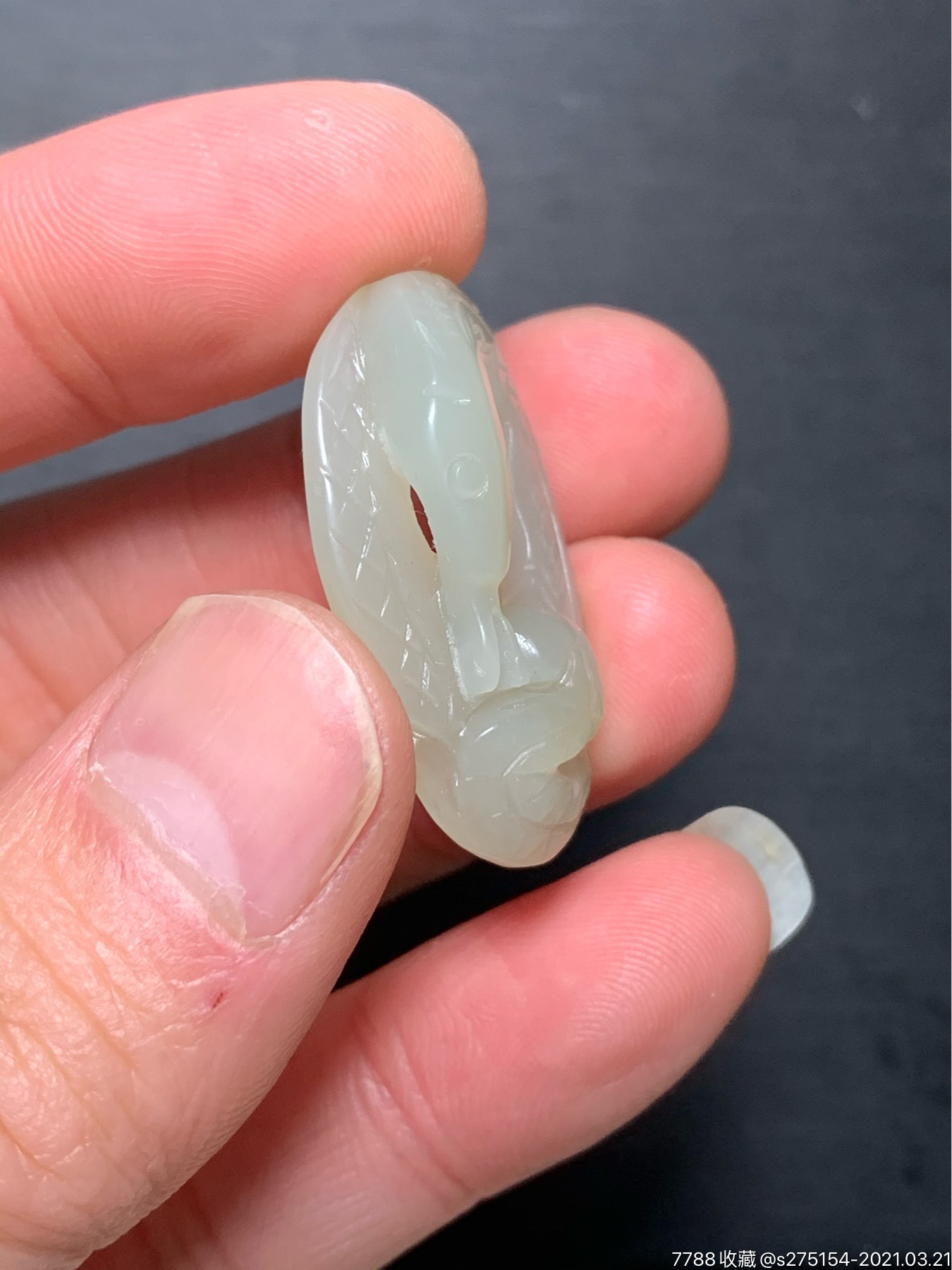 几十年和田玉苏工蛇挂件