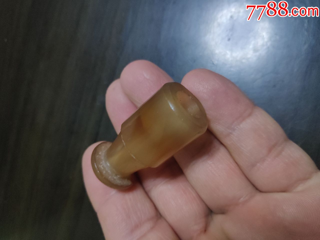 民国玛瑙烟嘴,直径20mm,长43.4mm