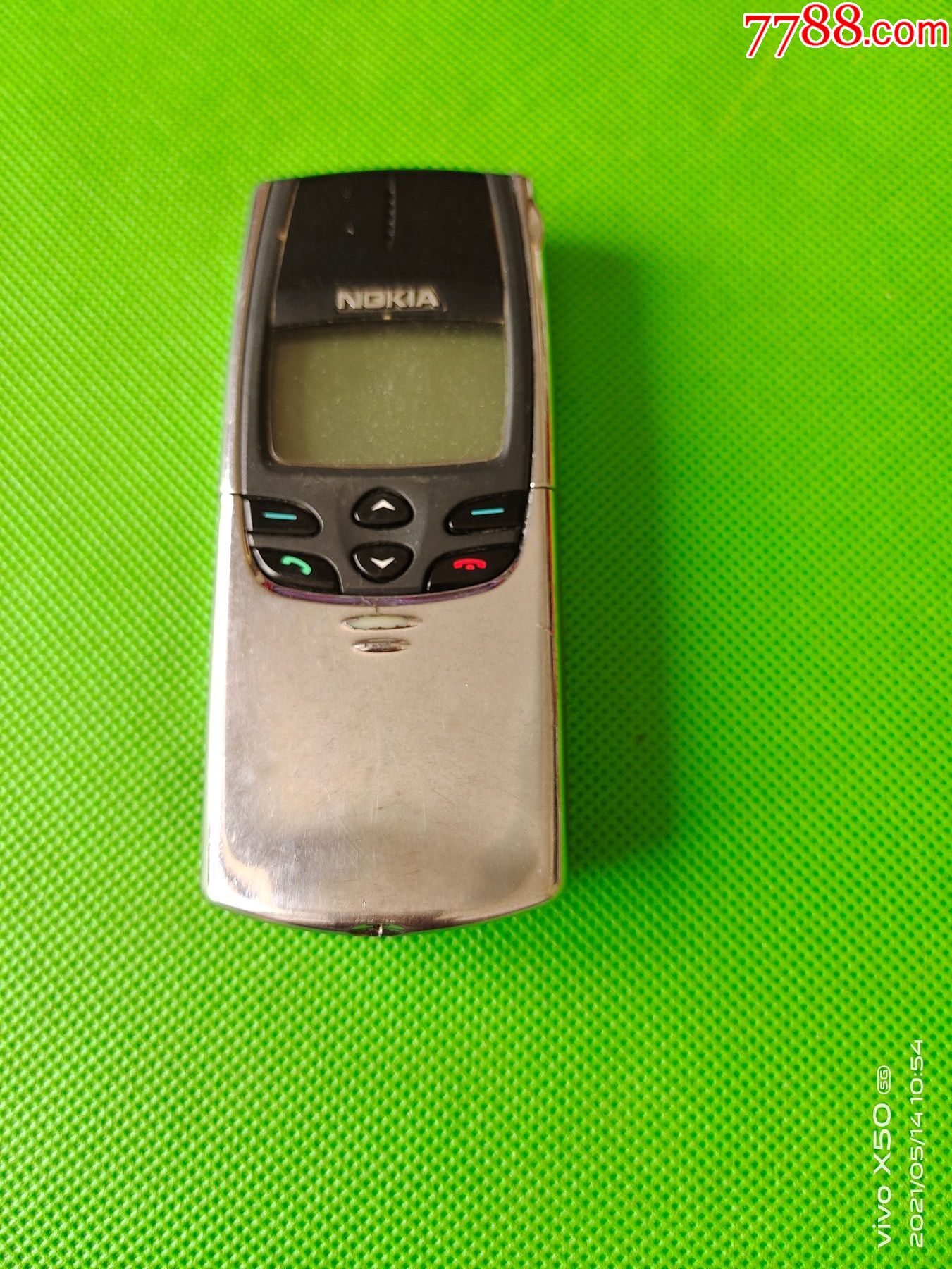 诺基亚8810手机