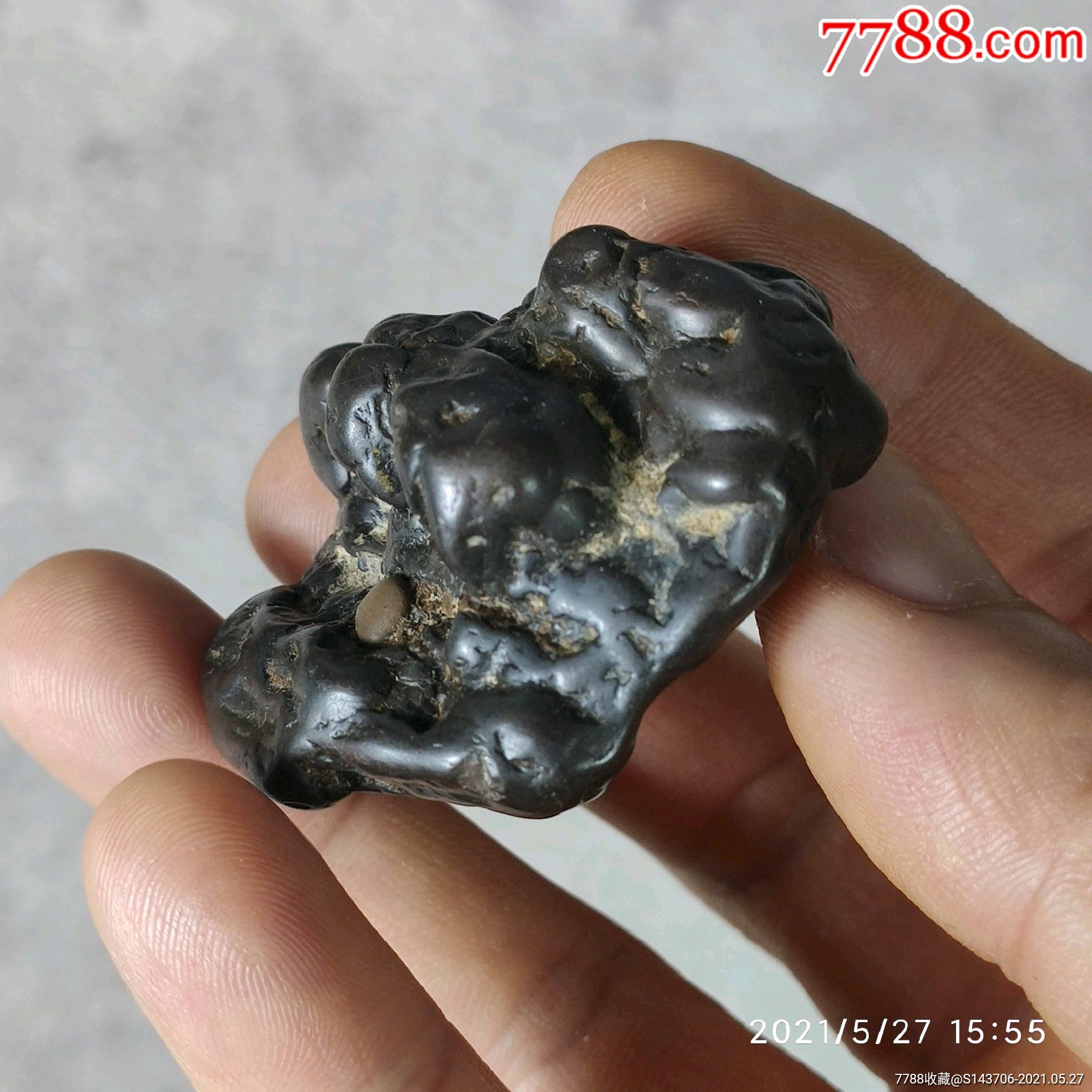 首页 拍卖 陨石 稀有金属陨石,石陨石,a192滚动鼠标滚轴,图片即可
