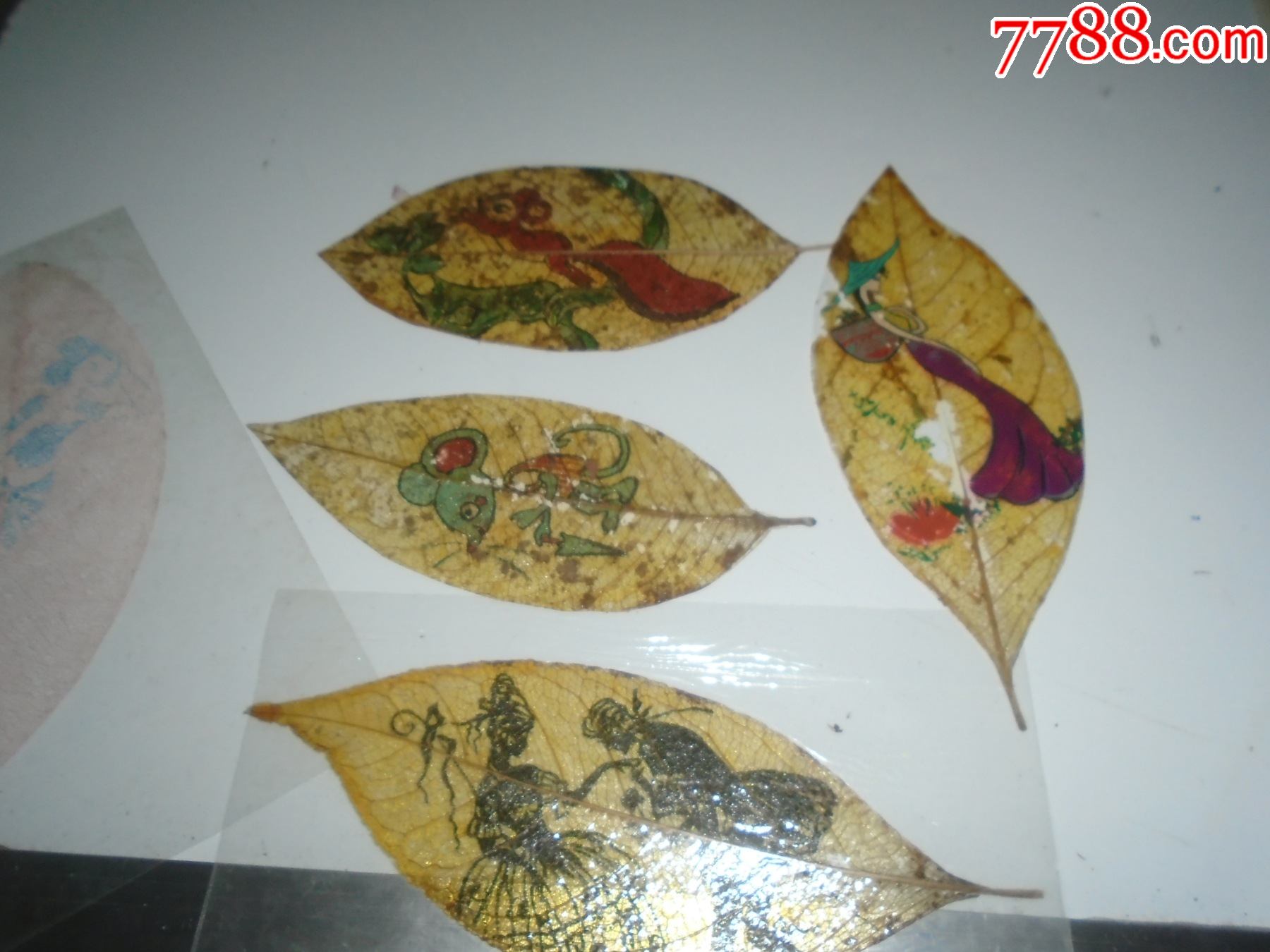 在树叶子上面画的_叶雕/树叶画_老相馆【7788收藏
