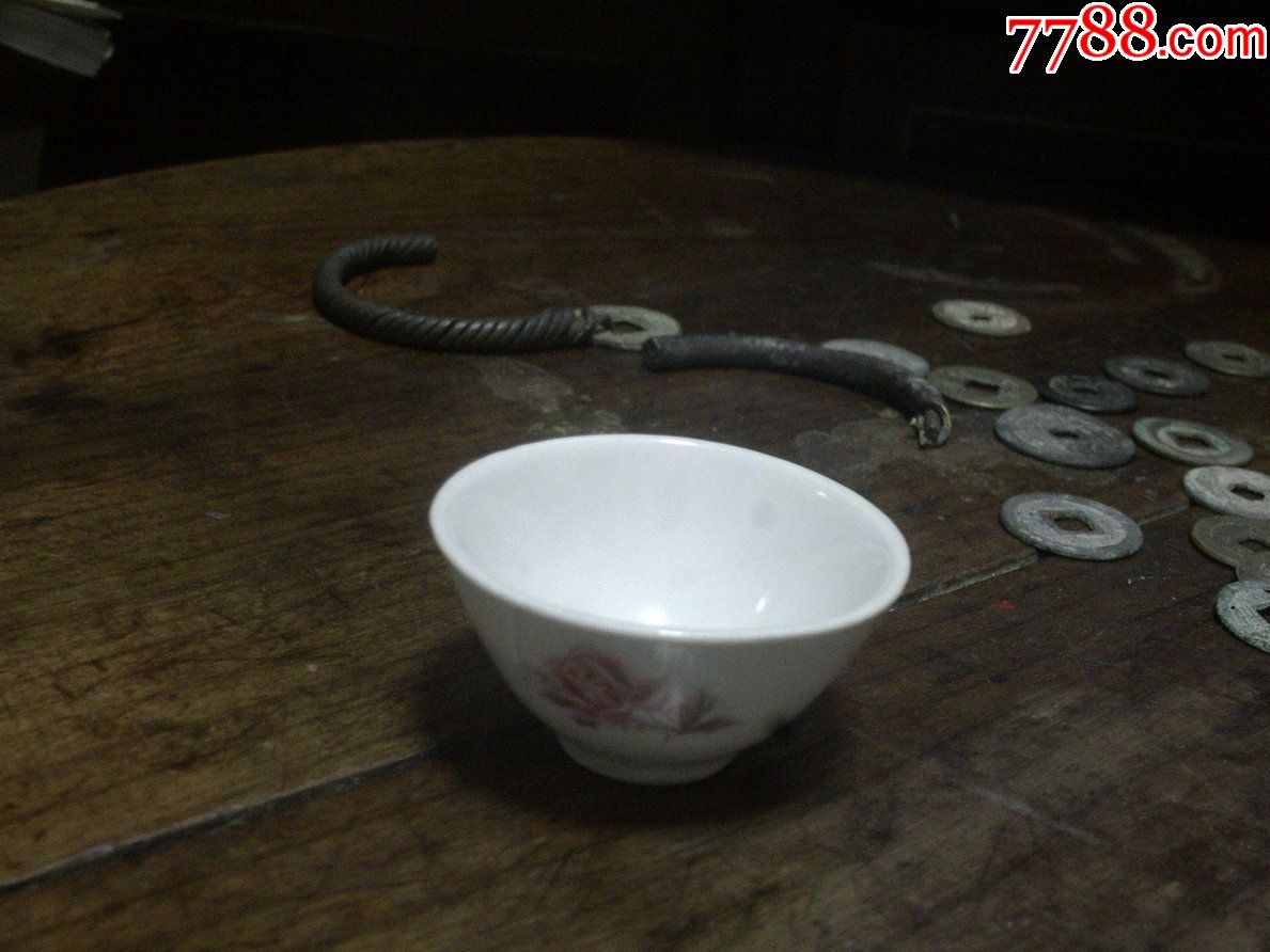 老酒杯