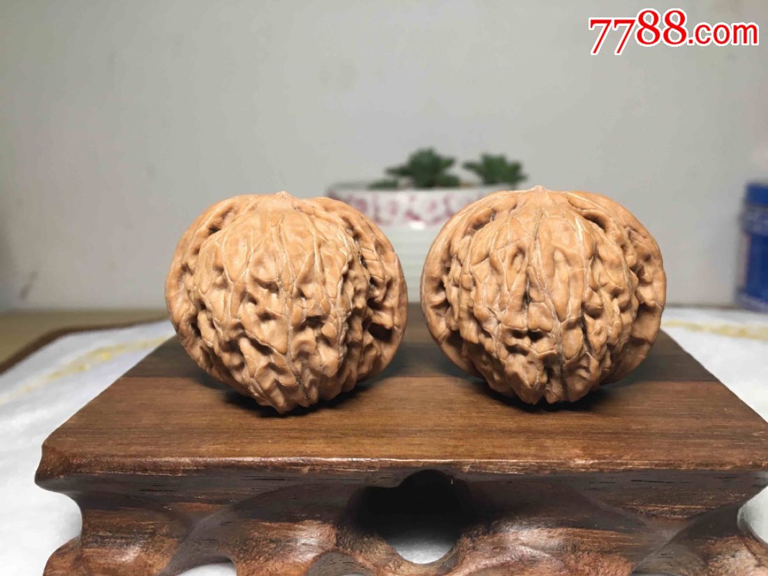 文玩核桃磨盘狮子头116#,配对好