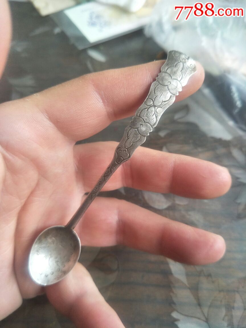 一只清代纯银勺子_价格240.