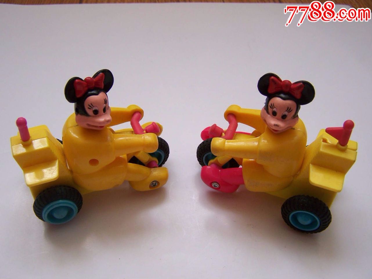 回力(可爱米老鼠)90年代,玩具2台合售,上劲之后