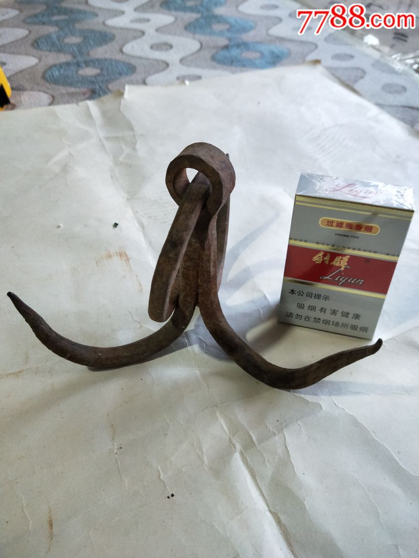 铁钩