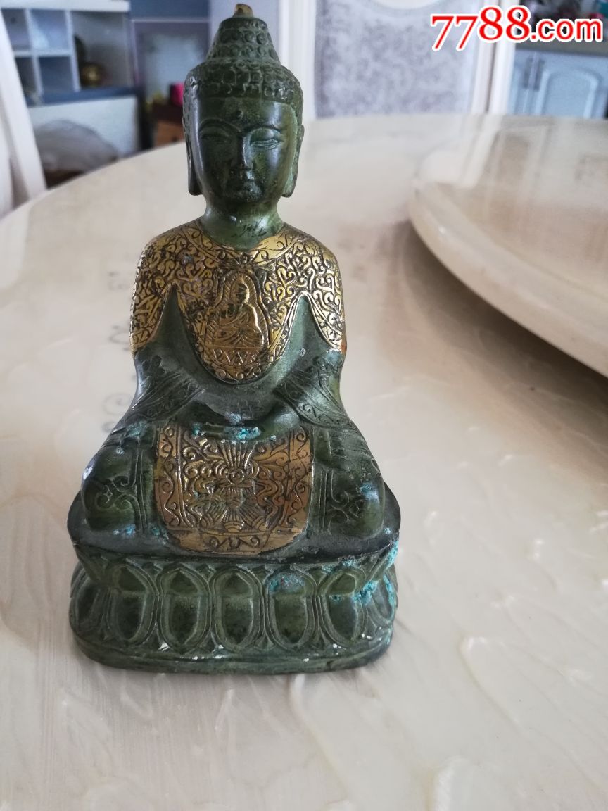 风水摆件,全铜鎏金释迦牟尼铜佛像一尊,法相祥和安然,善心结缘