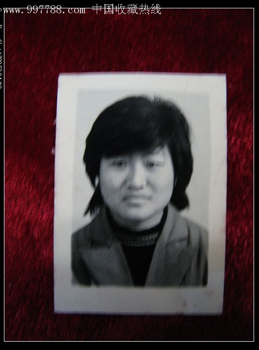 黑白照:70年代女生照片一组