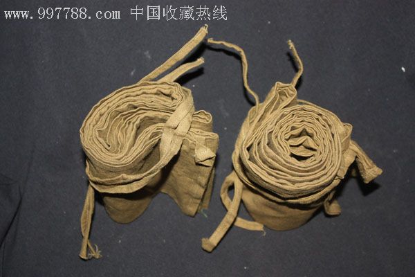 全新两条土黄色老*队干粮袋!