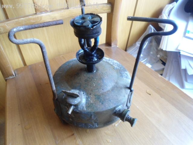 抗战急行军时,团长以上干部用的,热饭的油炉子,少见抗战品,包老全品如